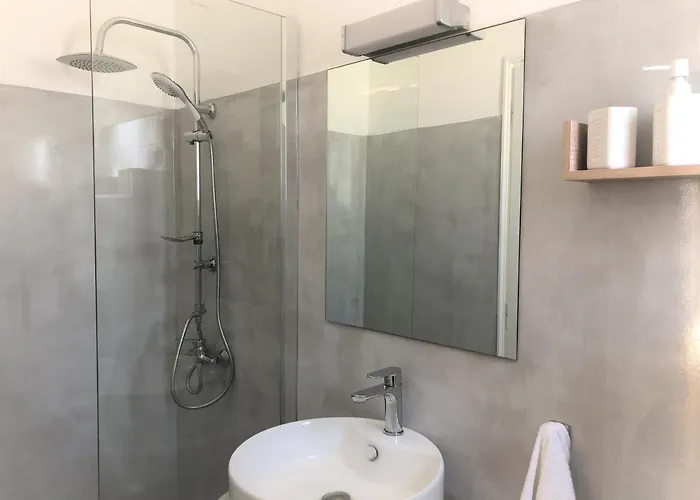 New Spacious With Balcony In The Heart Of Apartamento